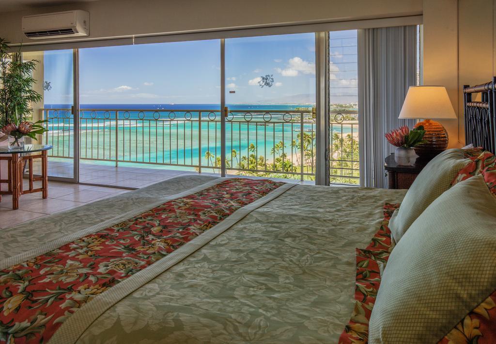 Castle Waikiki Shore Honolulu Bagian luar foto