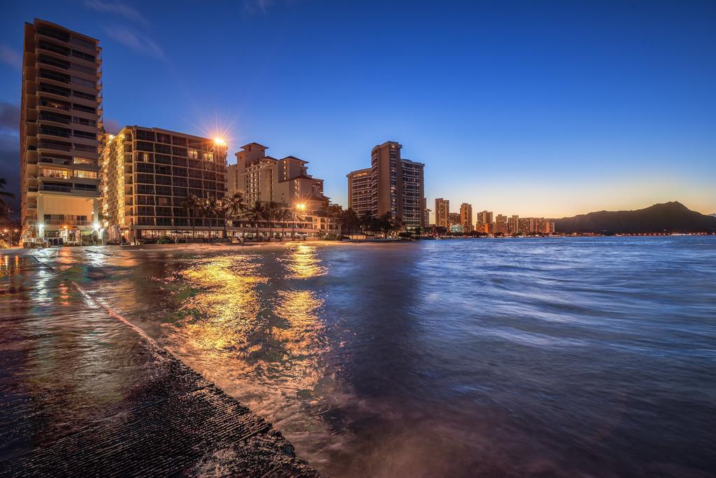 Castle Waikiki Shore Honolulu Bagian luar foto